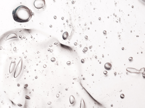 L'acide salicylique, l'actif skincare le plus recherché en 2024 - The Beauty Analyst