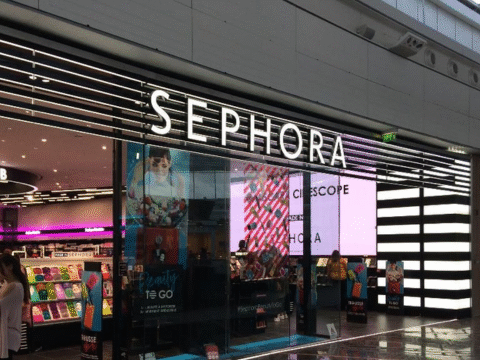 Sephora propose des heures silencieuses au Royaume-Uni pour une expérience shopping plus inclusive - The Beauty Analyst