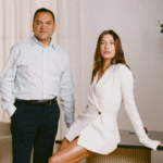 Rhode : la marque d'Hailey Bieber rejoint elf Beauty dans un deal à 1 milliard de dollars - The Beauty Analyst