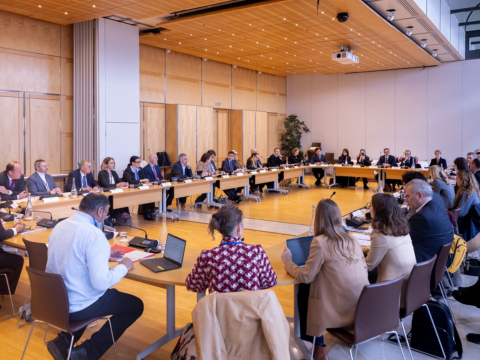 La filière cosmétique française mobilise Bercy pour défendre sa compétitivité - The Beauty Analyst