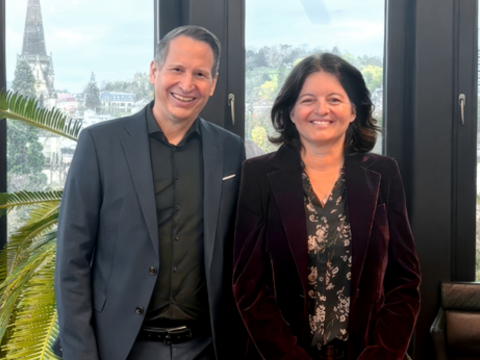 PSB Industries acquiert Erzi et renforce ses ambitions sur le marché des applicateurs dip-in - The Beauty Analyst