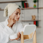 Anti-âge en France les enseignements clés du rapport YouGov 2026 - The Beauty Analyst