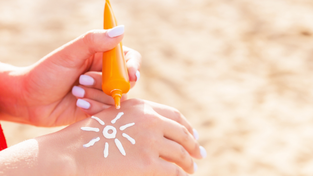 Baromètre FEBEA 2026 la protection solaire en recul chez les Français - The Beauty Analyst